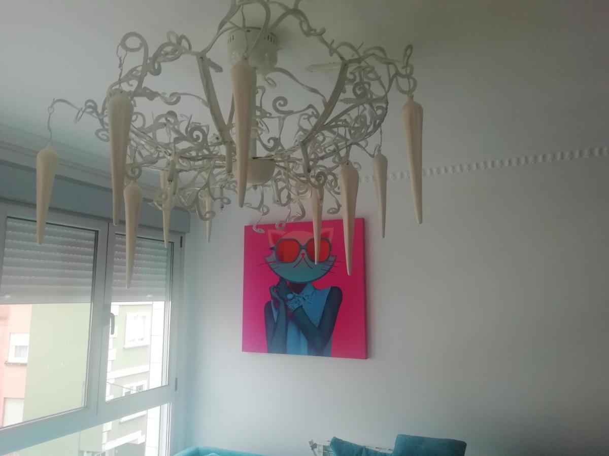 Apartamento Céntrico y amplio piso con plaza parking Cangas do Morrazo Exterior foto