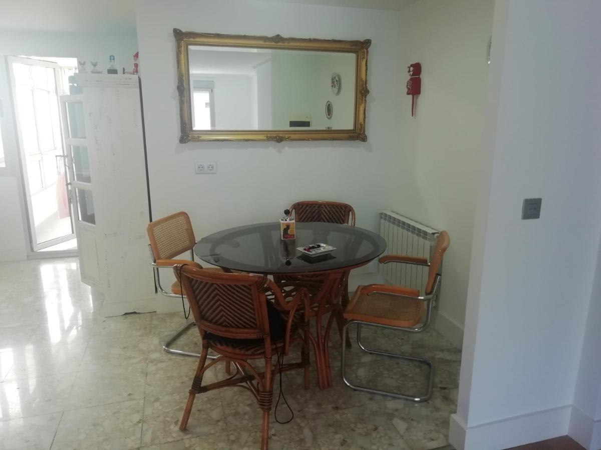 Apartamento Céntrico y amplio piso con plaza parking Cangas do Morrazo Exterior foto