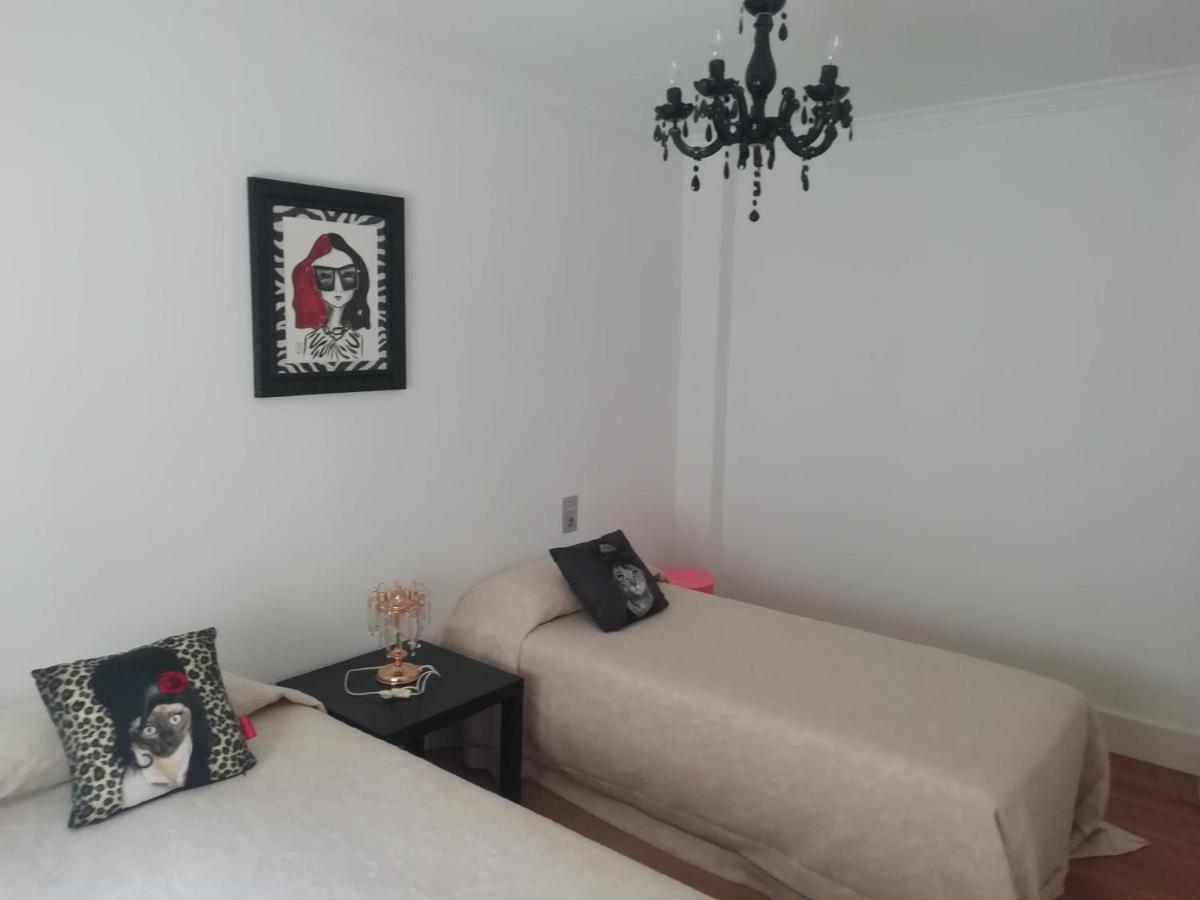 Apartamento Céntrico y amplio piso con plaza parking Cangas do Morrazo Exterior foto
