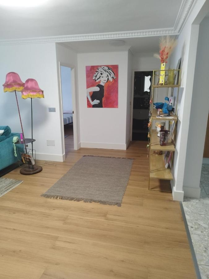 Apartamento Céntrico y amplio piso con plaza parking Cangas do Morrazo Exterior foto